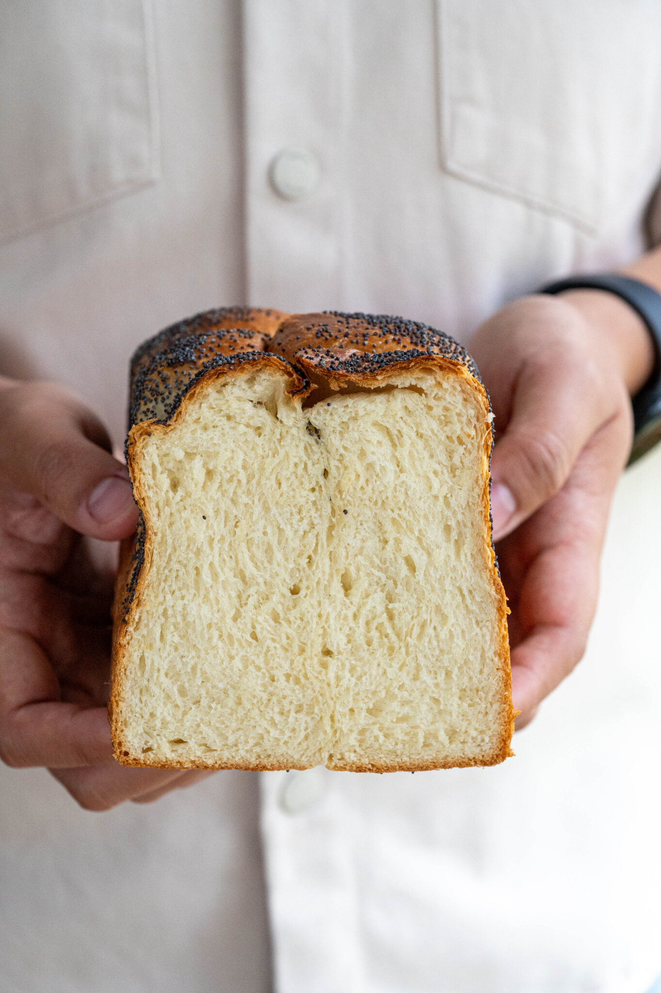 Das beste Graubrot Grundrezept: knusprig, luftig und lecker